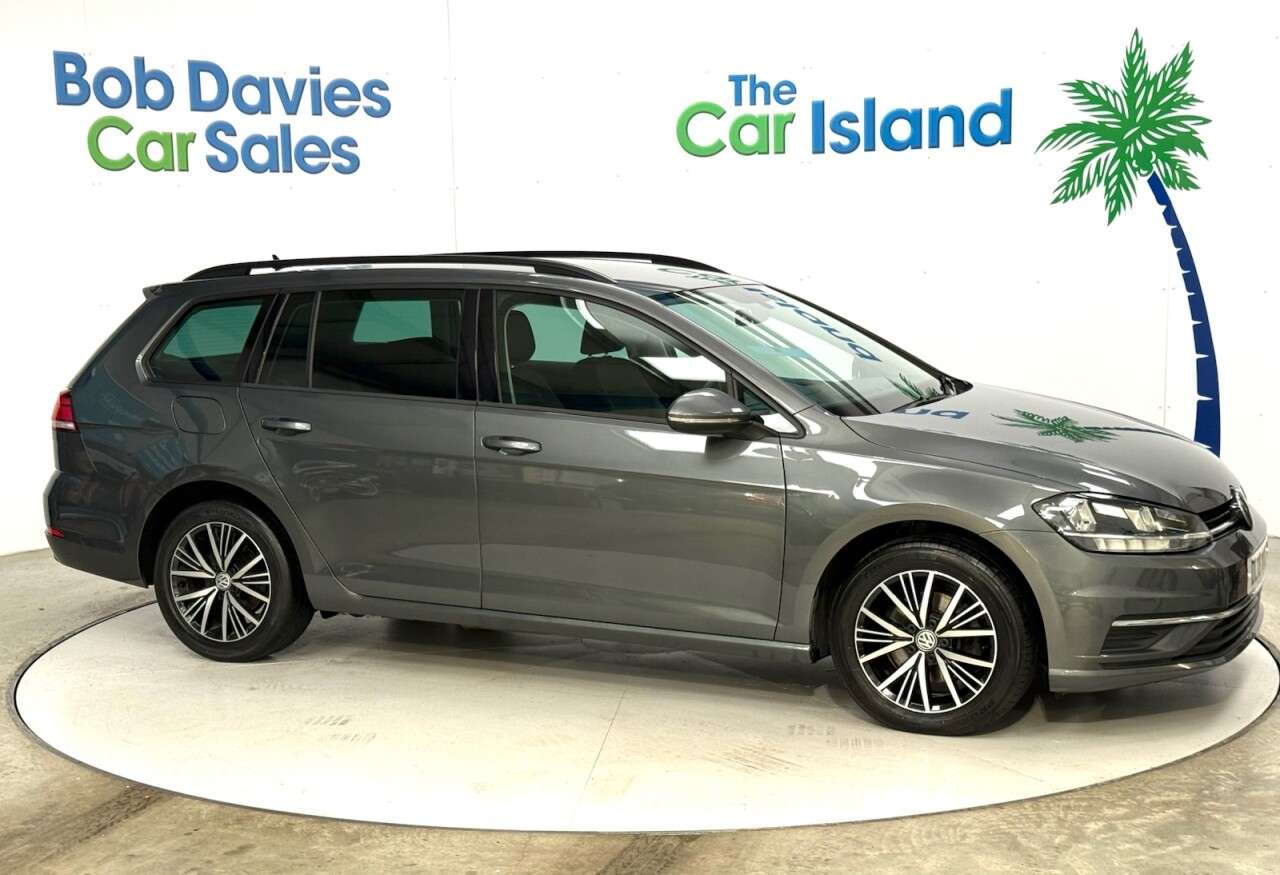 2018 VOLKSWAGEN GOLF 2018 VOLKSWAGEN GOLF