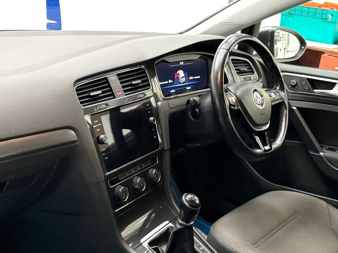 2018 VOLKSWAGEN GOLF 2018 VOLKSWAGEN GOLF