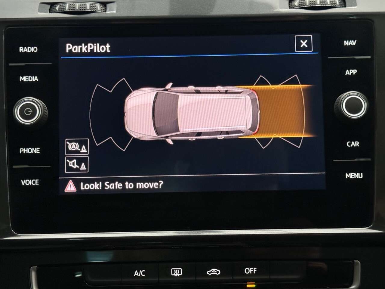 2018 VOLKSWAGEN GOLF 2018 VOLKSWAGEN GOLF