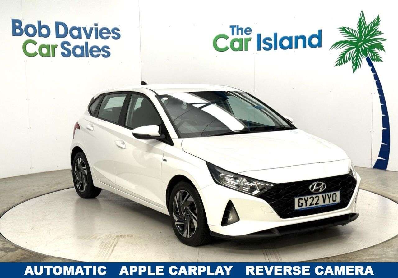 A 2022 HYUNDAI I20 1.0 T-GDi MHEV SE Connect Hatchback 5dr Petrol Hybrid DCT Euro 6 (s/s) (100 A 2022 HYUNDAI I20 1.0 T-GDi MHEV SE Connect Hatchback 5dr Petrol Hybrid DCT Euro 6 (s/s) (100