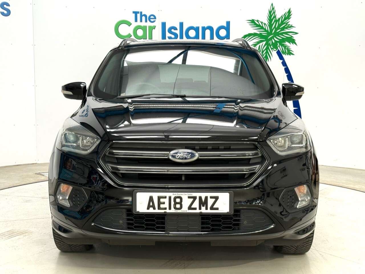 A 2018 FORD KUGA 2.0 TDCi EcoBlue ST-Line SUV 5dr Diesel Manual AWD Euro 6 (s/s) (180 ps) Bl A 2018 FORD KUGA 2.0 TDCi EcoBlue ST-Line SUV 5dr Diesel Manual AWD Euro 6 (s/s) (180 ps) Bl