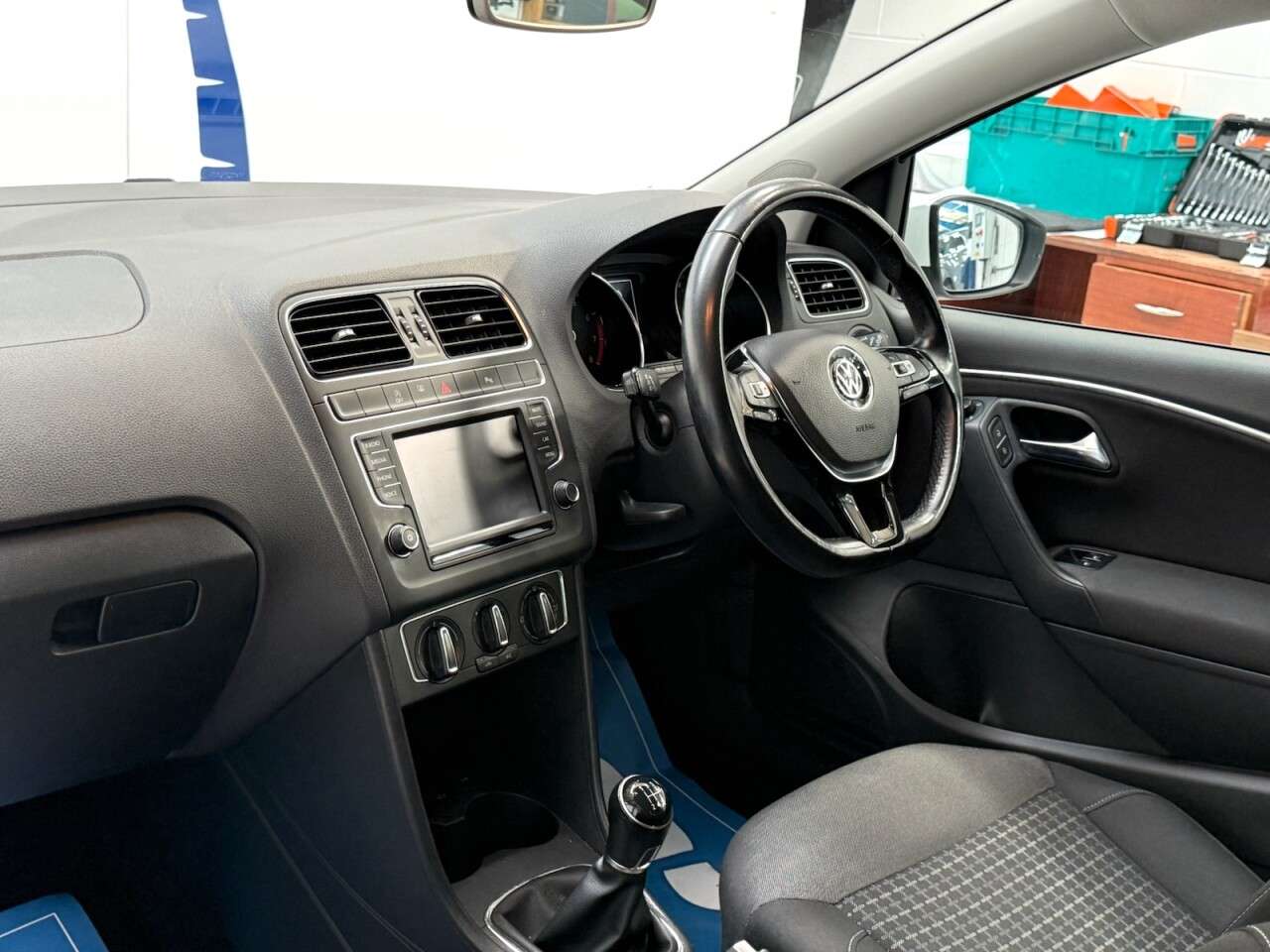 2017 VOLKSWAGEN POLO 2017 VOLKSWAGEN POLO