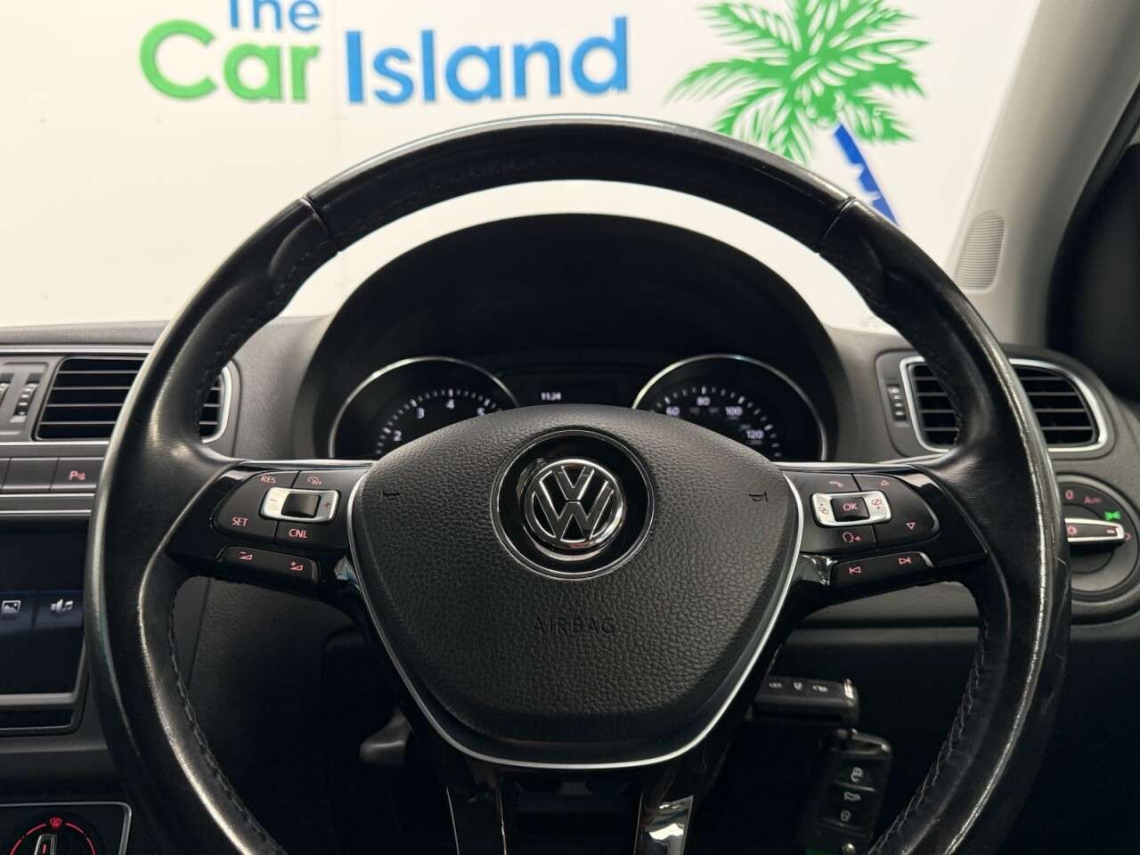 2017 VOLKSWAGEN POLO 2017 VOLKSWAGEN POLO