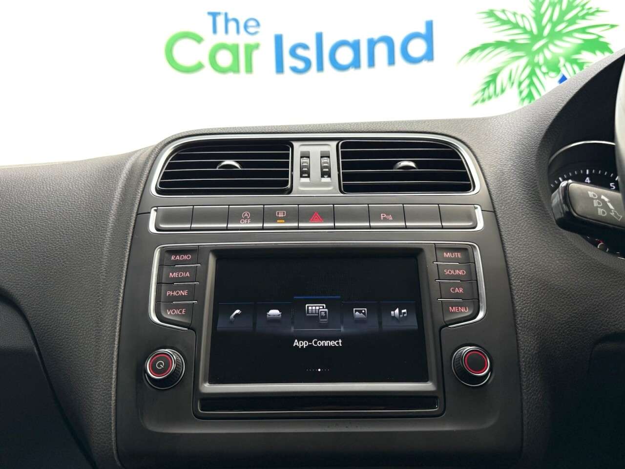 2017 VOLKSWAGEN POLO 2017 VOLKSWAGEN POLO