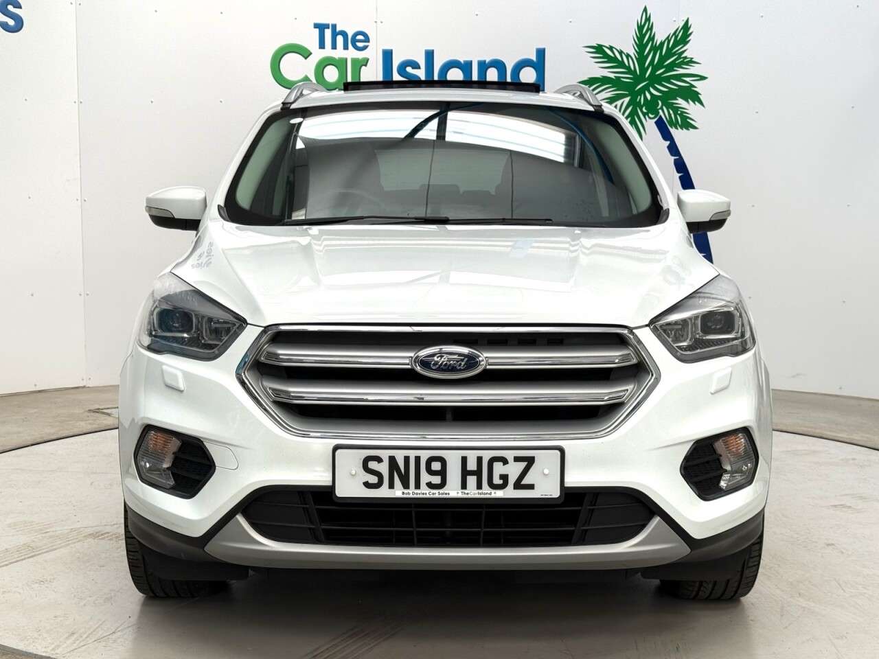 A 2019 FORD KUGA 2.0 TDCi EcoBlue Titanium X Edition SUV 5dr Diesel Manual AWD Euro 6 (s/s) A 2019 FORD KUGA 2.0 TDCi EcoBlue Titanium X Edition SUV 5dr Diesel Manual AWD Euro 6 (s/s)