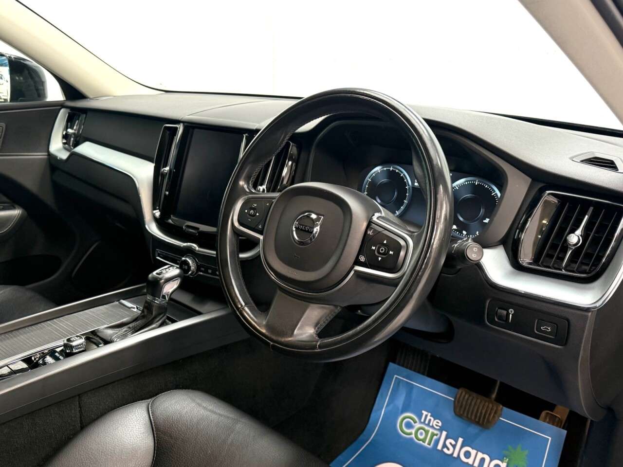 2018 VOLVO XC60 2018 VOLVO XC60