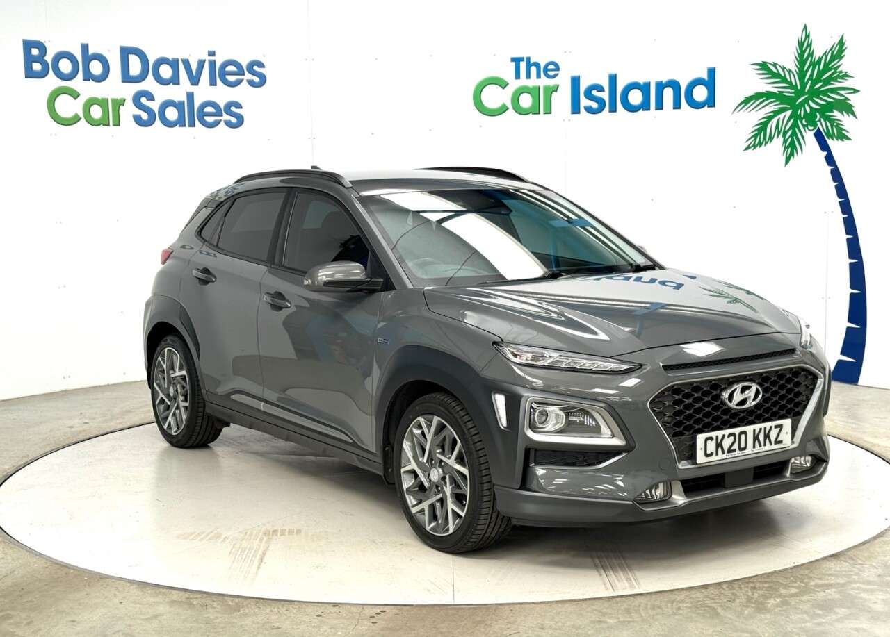 A 2020 HYUNDAI KONA 1.6 h-GDi Premium SE SUV 5dr Petrol Hybrid DCT Euro 6 (s/s) (141 ps) Full H A 2020 HYUNDAI KONA 1.6 h-GDi Premium SE SUV 5dr Petrol Hybrid DCT Euro 6 (s/s) (141 ps) Full H