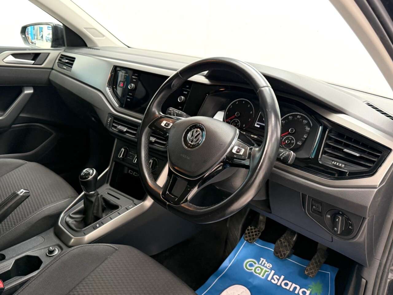 2019 VOLKSWAGEN POLO 2019 VOLKSWAGEN POLO