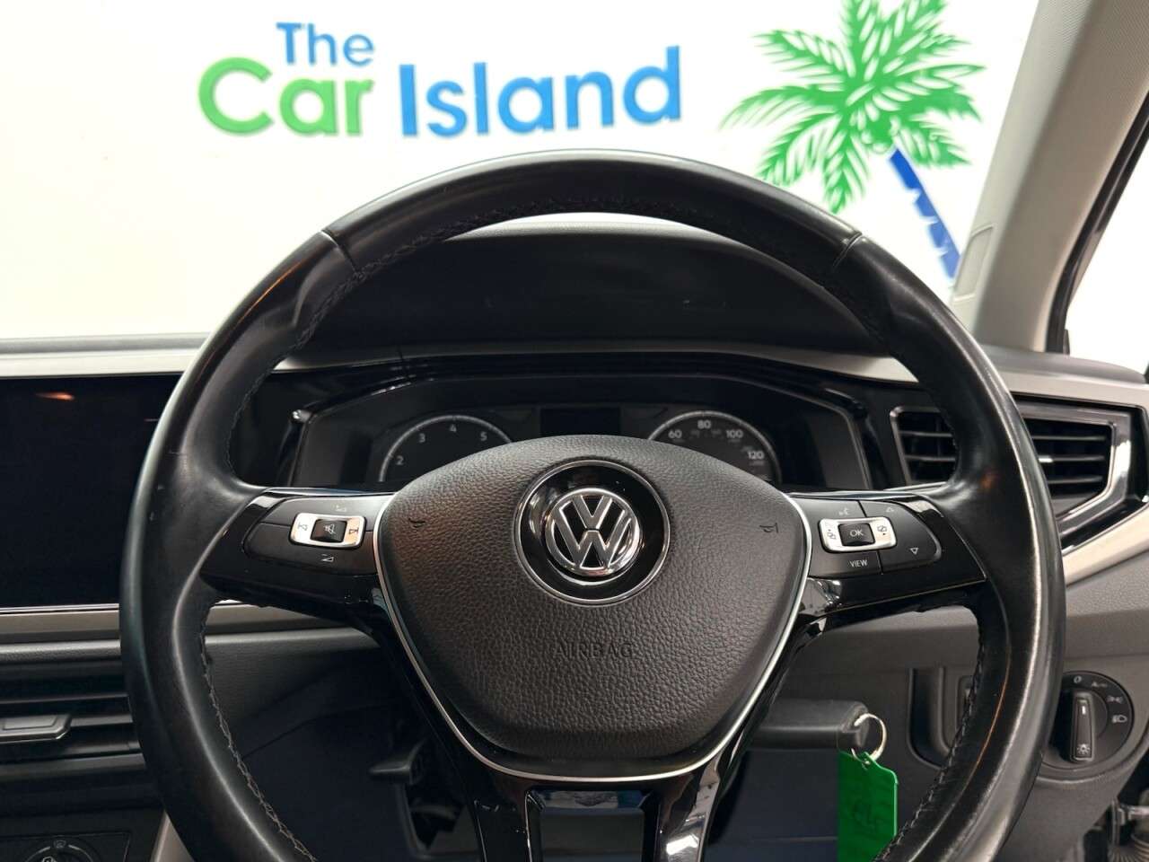 2019 VOLKSWAGEN POLO 2019 VOLKSWAGEN POLO