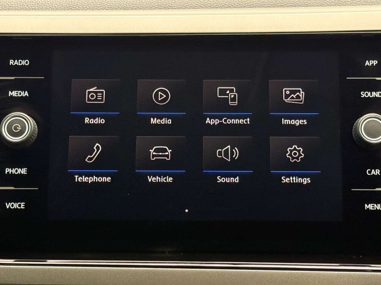 2019 VOLKSWAGEN POLO 2019 VOLKSWAGEN POLO