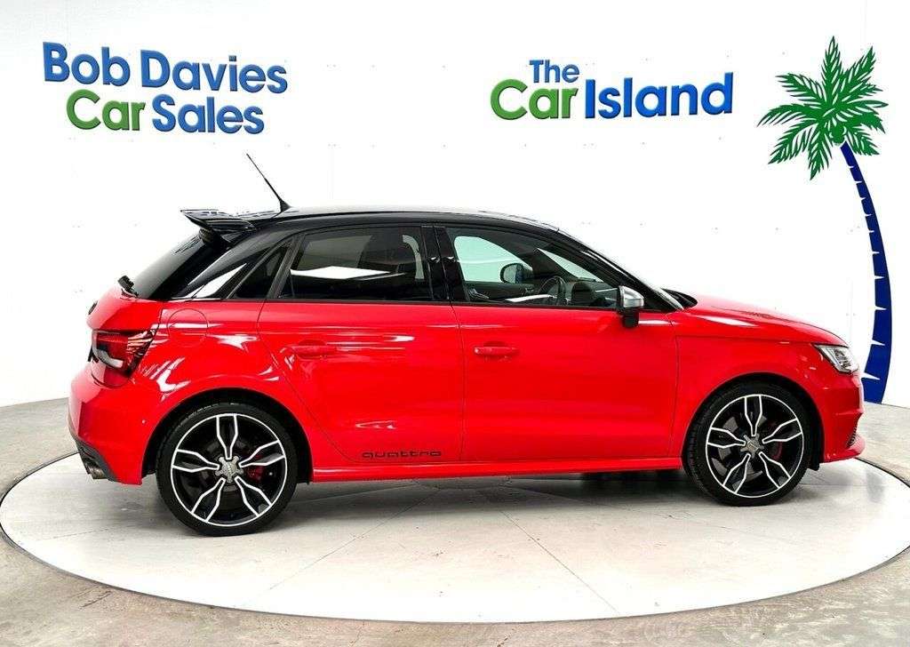 2015 AUDI S1 2015 AUDI S1