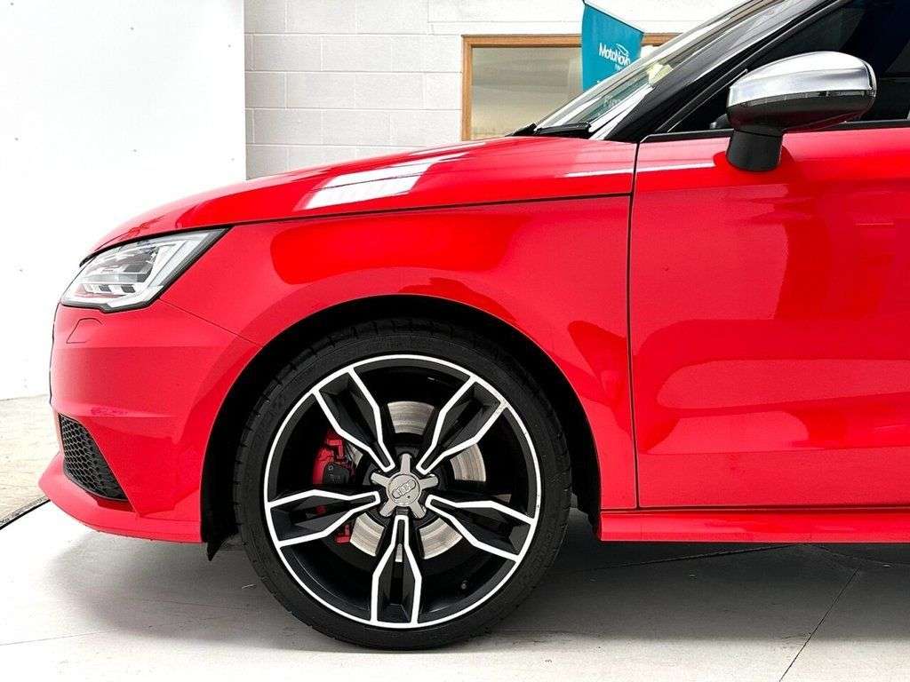 2015 AUDI S1 2015 AUDI S1