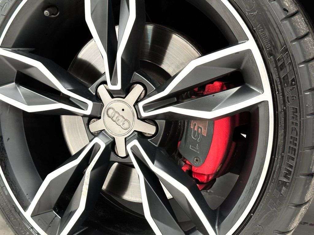 2015 AUDI S1 2015 AUDI S1