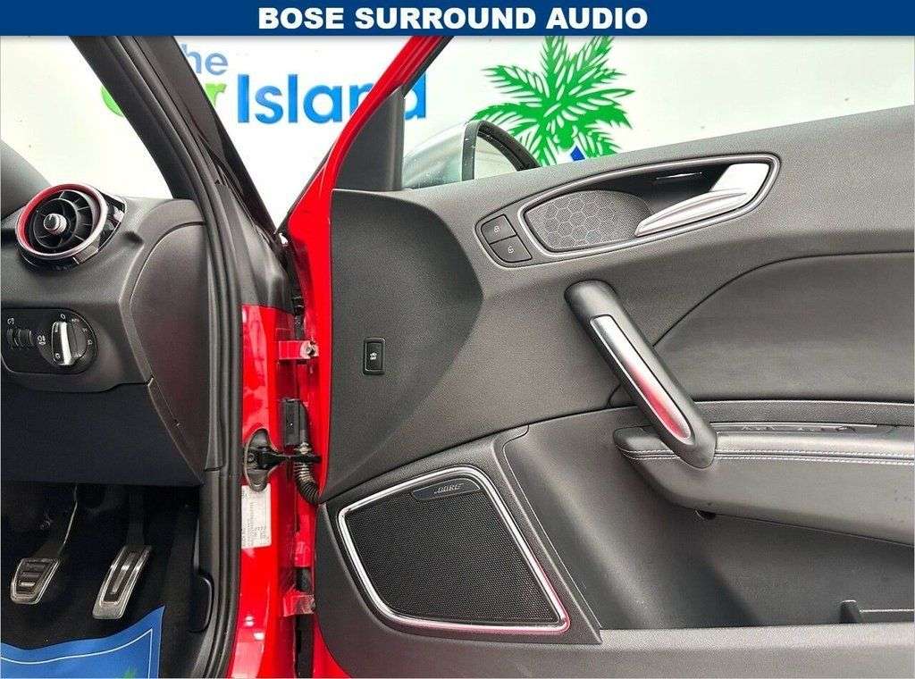 2015 AUDI S1 2015 AUDI S1