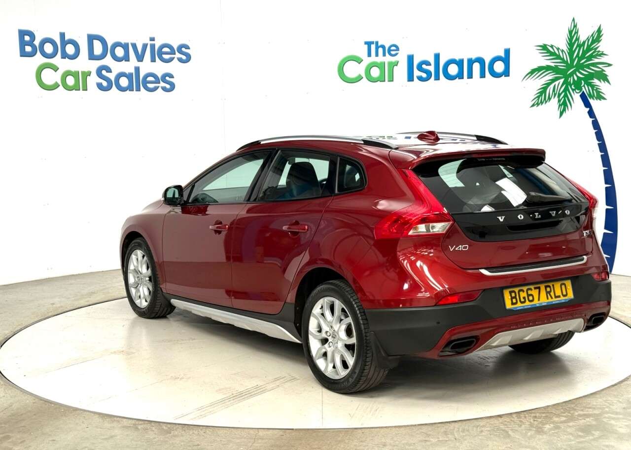 2017 VOLVO V40 CROSS COUNTRY 2017 VOLVO V40 CROSS COUNTRY