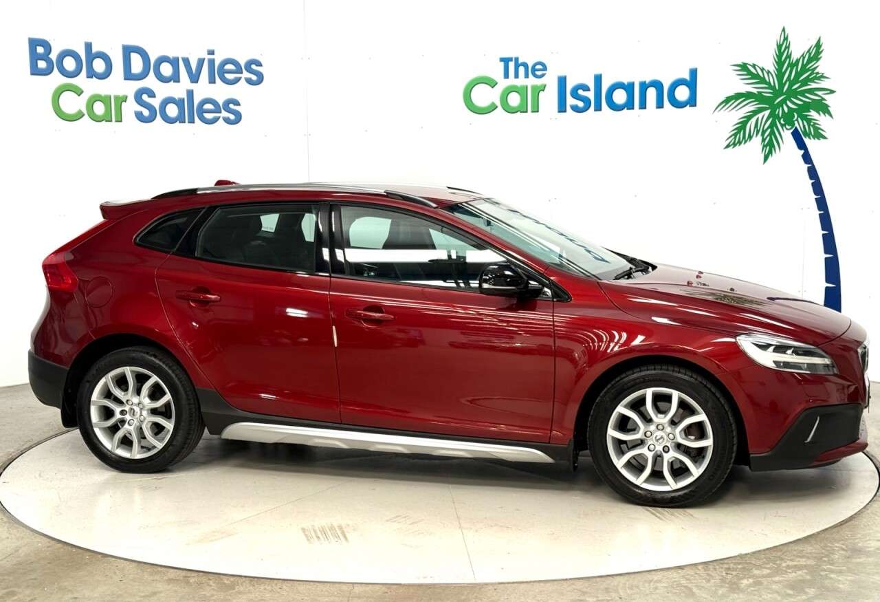 2017 VOLVO V40 CROSS COUNTRY 2017 VOLVO V40 CROSS COUNTRY