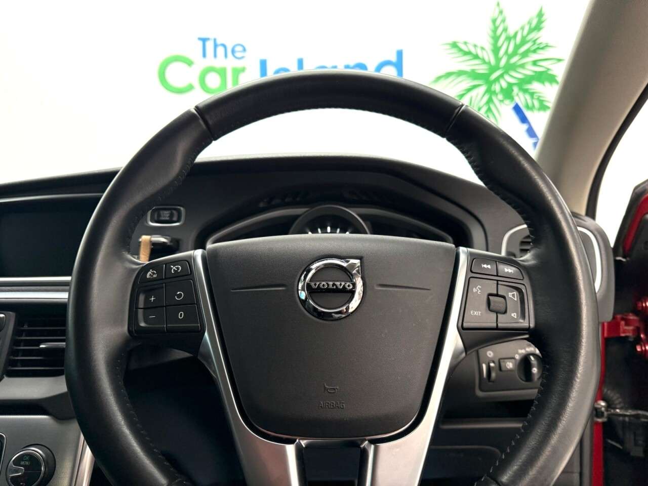 2017 VOLVO V40 CROSS COUNTRY 2017 VOLVO V40 CROSS COUNTRY