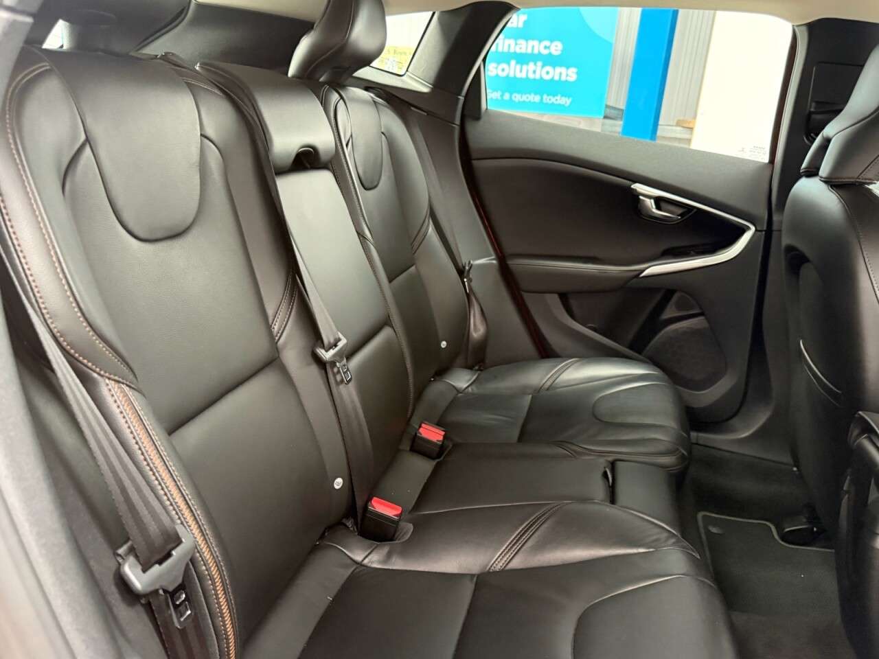 2017 VOLVO V40 CROSS COUNTRY 2017 VOLVO V40 CROSS COUNTRY