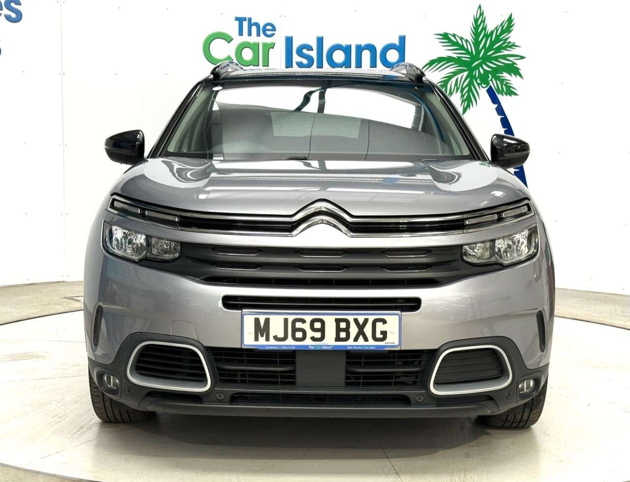 A 2019 CITROEN C5 AIRCROSS 1.5 BlueHDi Flair SUV 5dr Diesel Manual Euro 6 (s/s) (130 ps) 19" Black All A 2019 CITROEN C5 AIRCROSS 1.5 BlueHDi Flair SUV 5dr Diesel Manual Euro 6 (s/s) (130 ps) 19" Black All