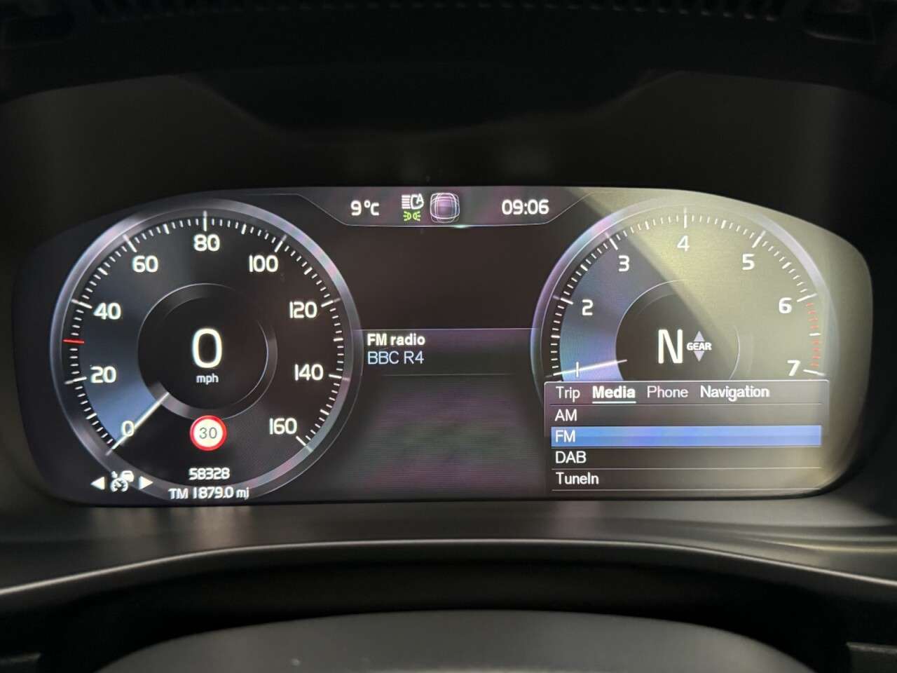 2019 VOLVO XC40 2019 VOLVO XC40