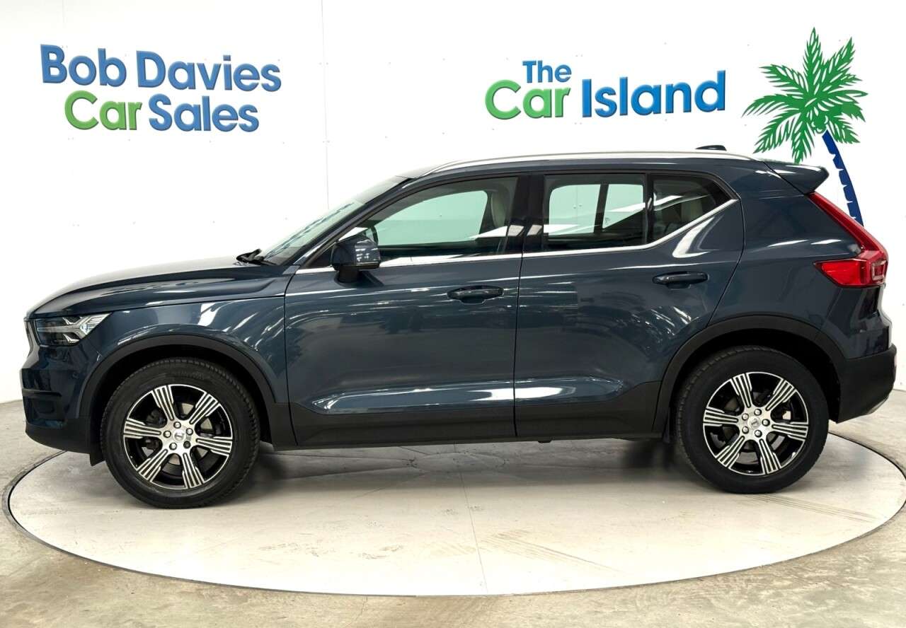 2018 VOLVO XC40 2018 VOLVO XC40
