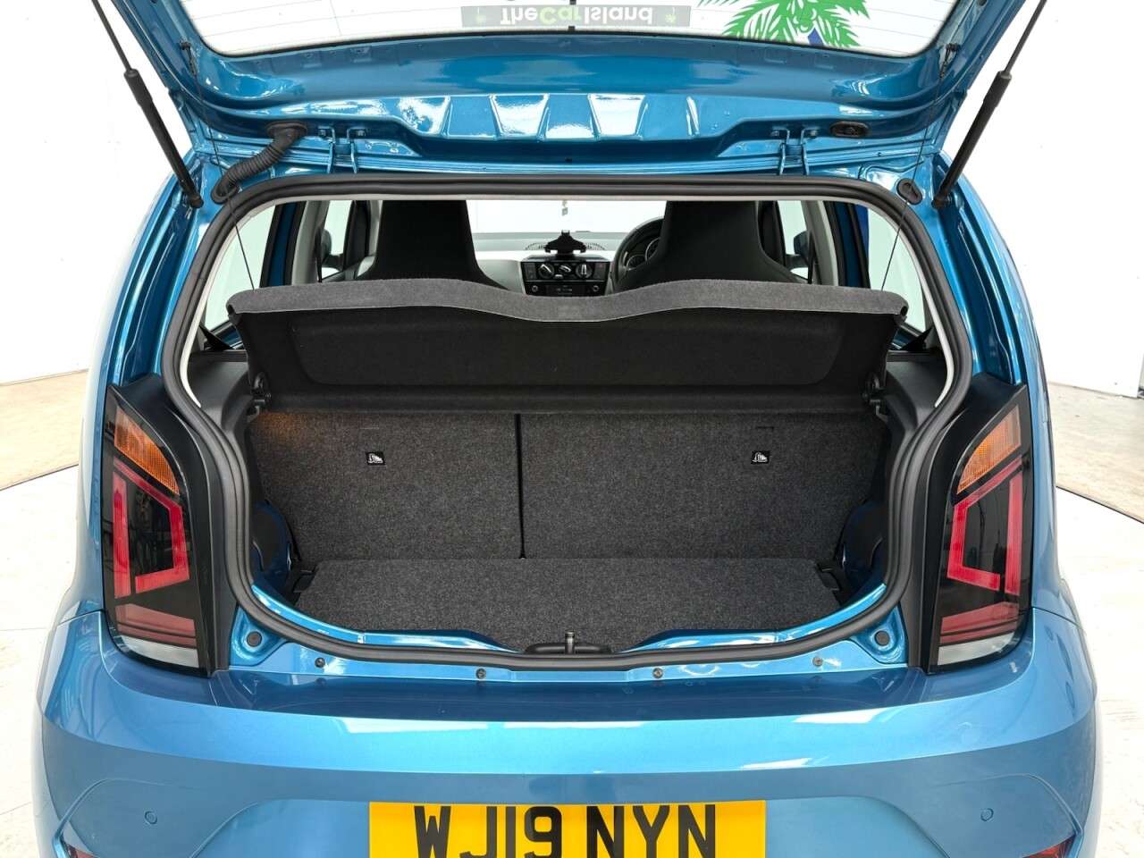 2019 VOLKSWAGEN UP! 2019 VOLKSWAGEN UP!