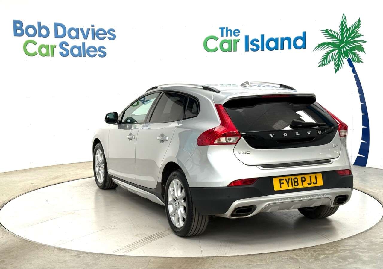 2018 VOLVO V40 CROSS COUNTRY 2018 VOLVO V40 CROSS COUNTRY