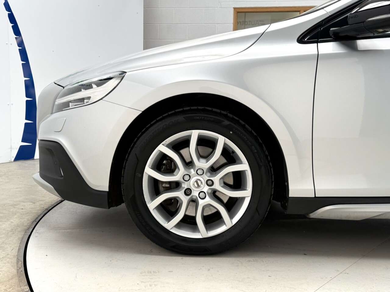 2018 VOLVO V40 CROSS COUNTRY 2018 VOLVO V40 CROSS COUNTRY