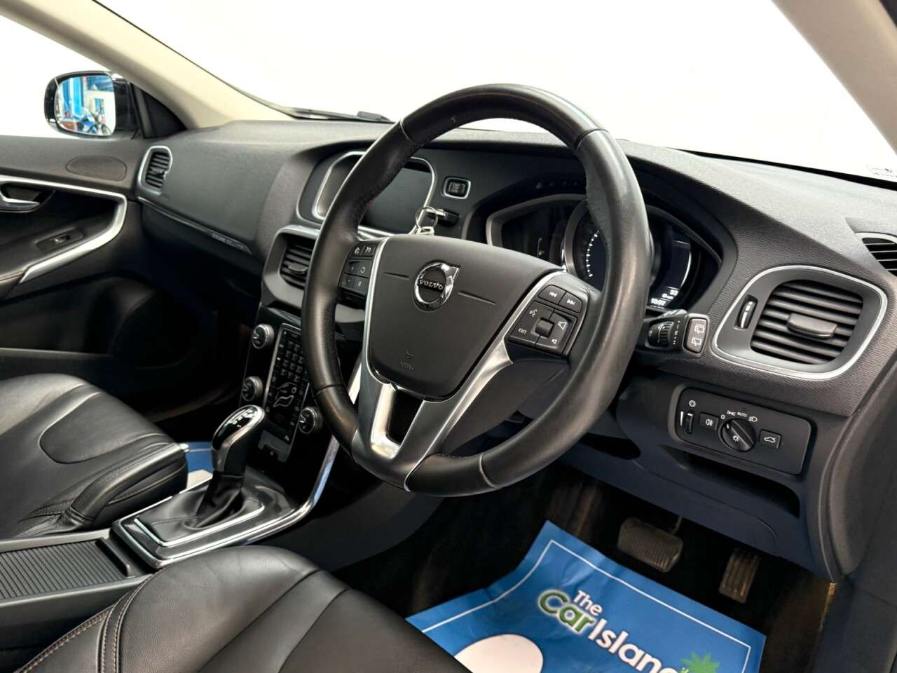 2018 VOLVO V40 CROSS COUNTRY 2018 VOLVO V40 CROSS COUNTRY