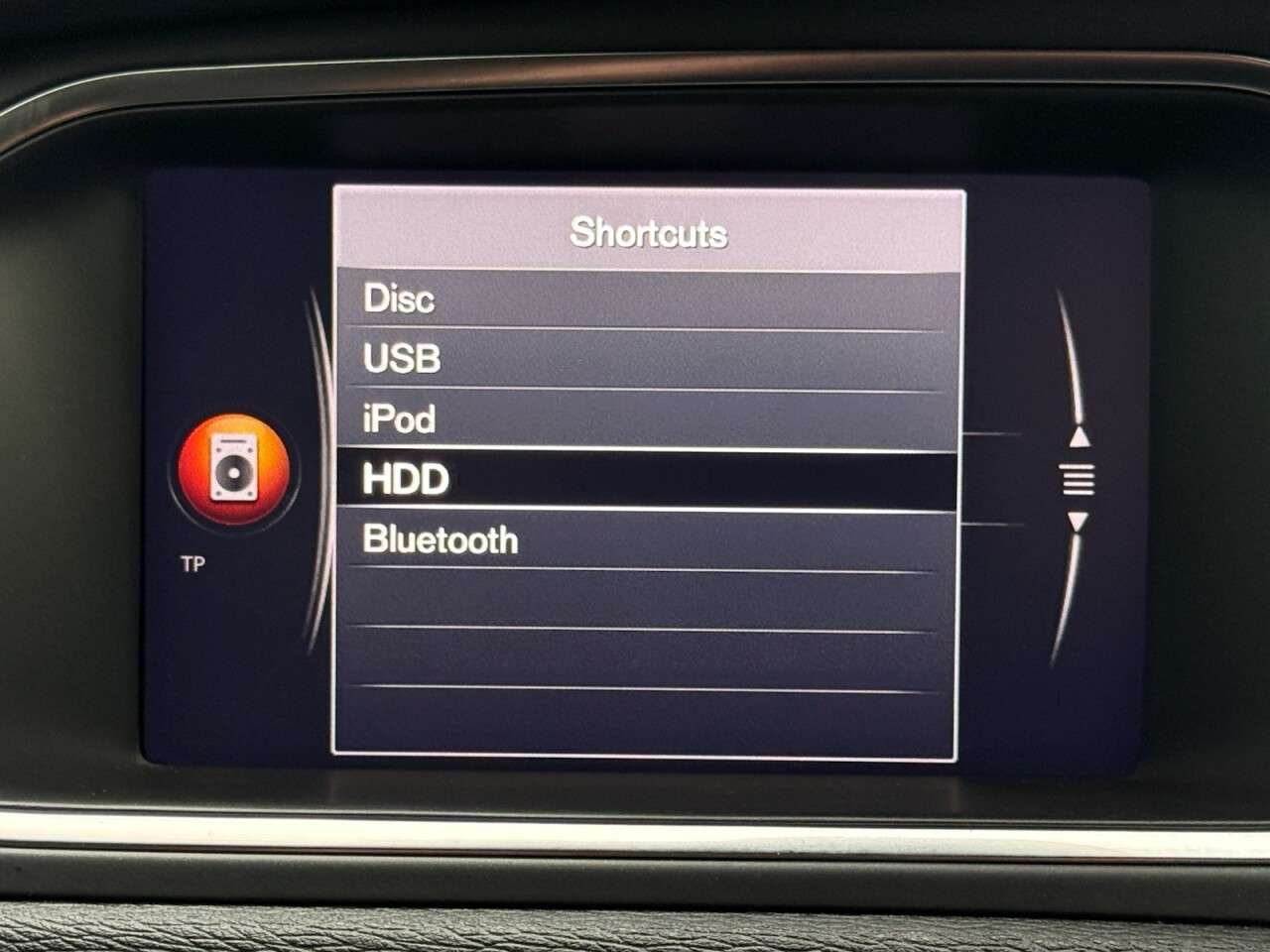 2018 VOLVO V40 CROSS COUNTRY 2018 VOLVO V40 CROSS COUNTRY