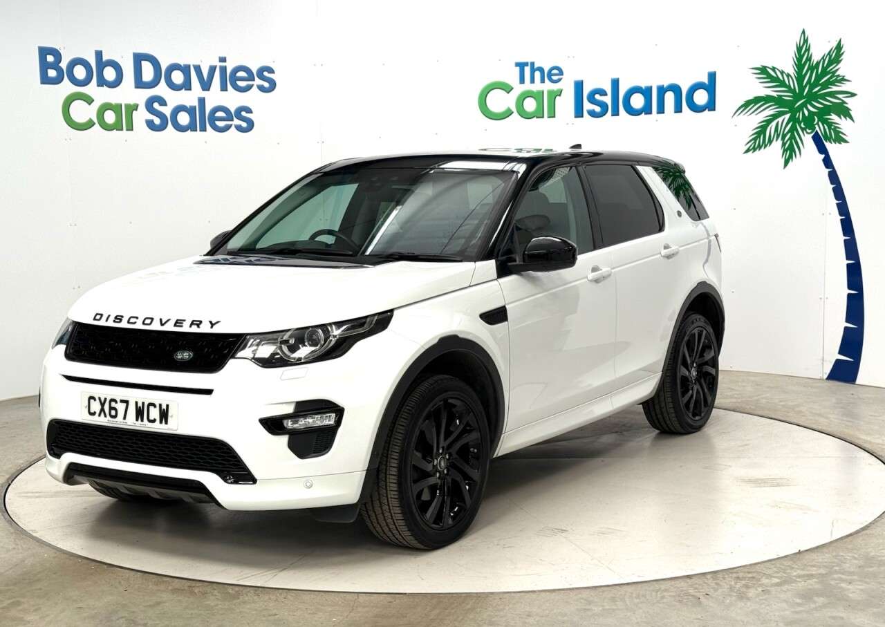 A 2017 LAND ROVER DISCOVERY SPORT 2.0 TD4 HSE Dynamic Lux SUV 5dr Diesel Auto 4WD Euro 6 (s/s) (180 ps) Heate A 2017 LAND ROVER DISCOVERY SPORT 2.0 TD4 HSE Dynamic Lux SUV 5dr Diesel Auto 4WD Euro 6 (s/s) (180 ps) Heate