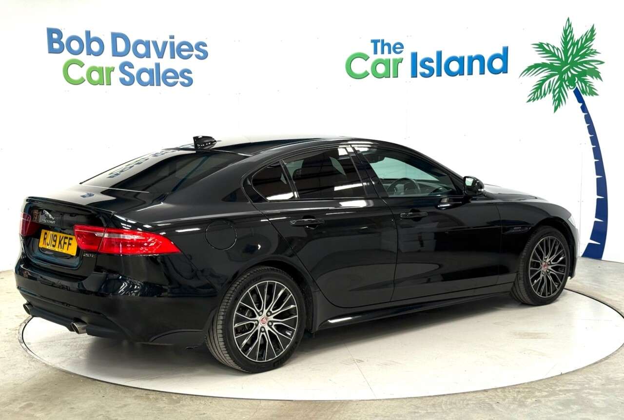 2019 JAGUAR XE 2019 JAGUAR XE