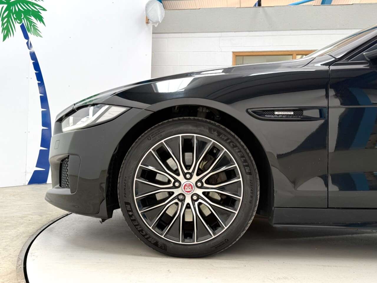 2019 JAGUAR XE 2019 JAGUAR XE