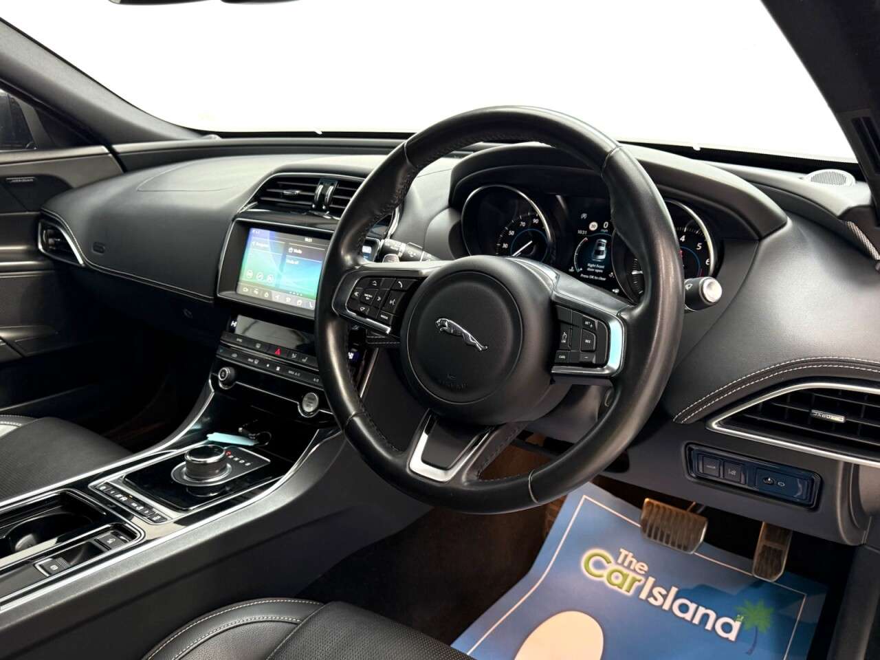 2019 JAGUAR XE 2019 JAGUAR XE