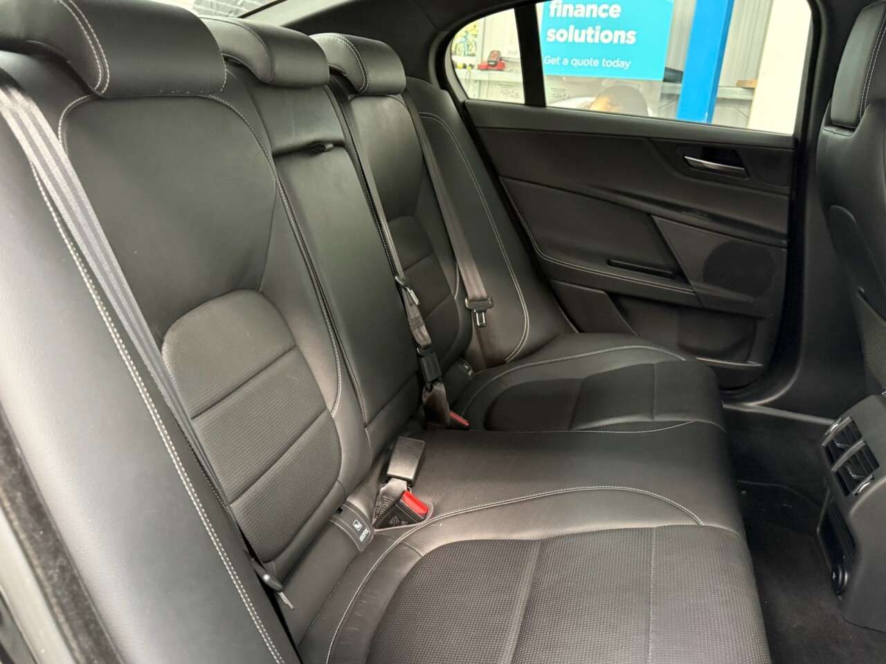 2019 JAGUAR XE 2019 JAGUAR XE