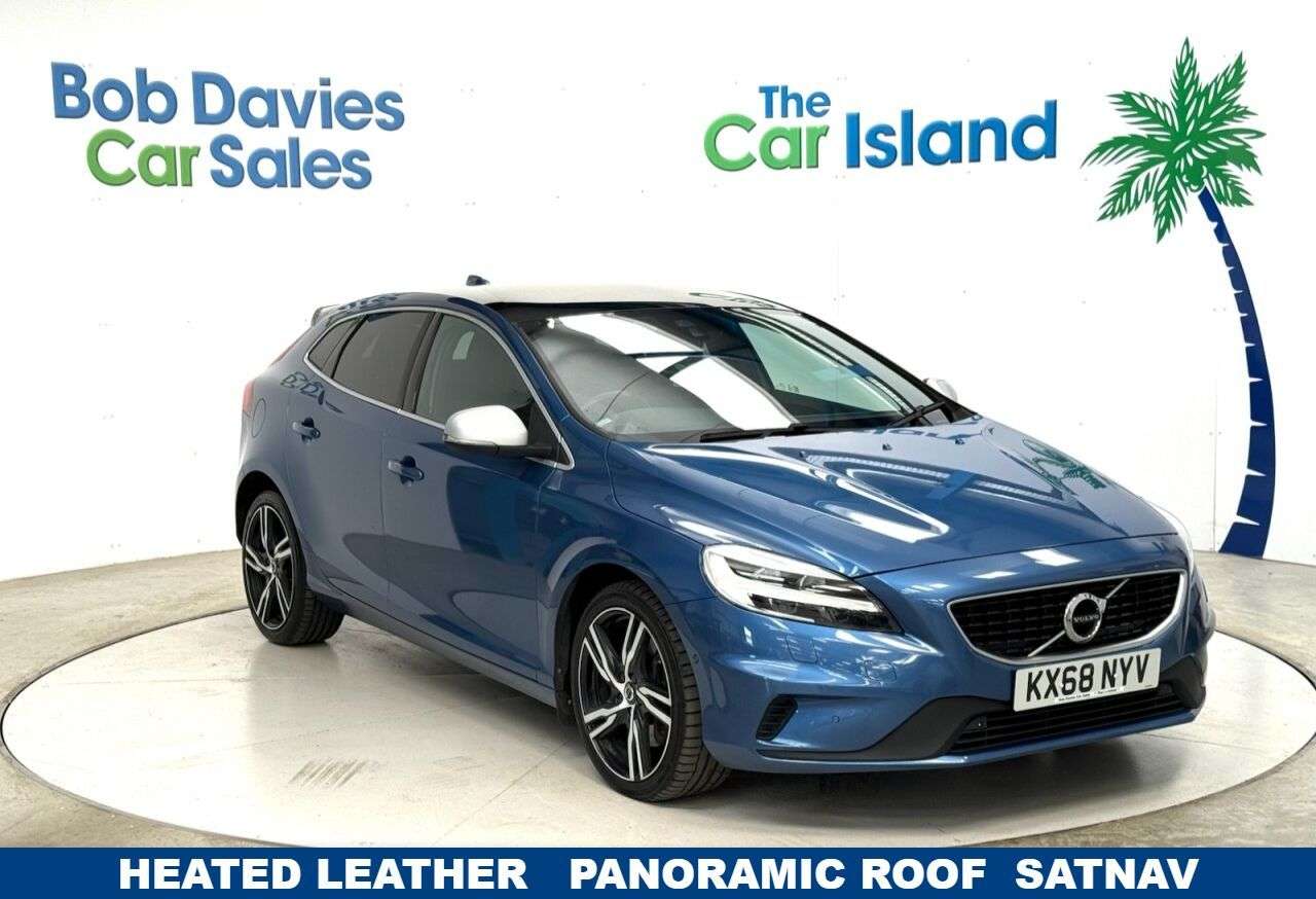 A 2018 VOLVO V40 2.0 D3 R-Design Pro Hatchback 5dr Diesel Auto Euro 6 (s/s) (150 ps) Heated A 2018 VOLVO V40 2.0 D3 R-Design Pro Hatchback 5dr Diesel Auto Euro 6 (s/s) (150 ps) Heated