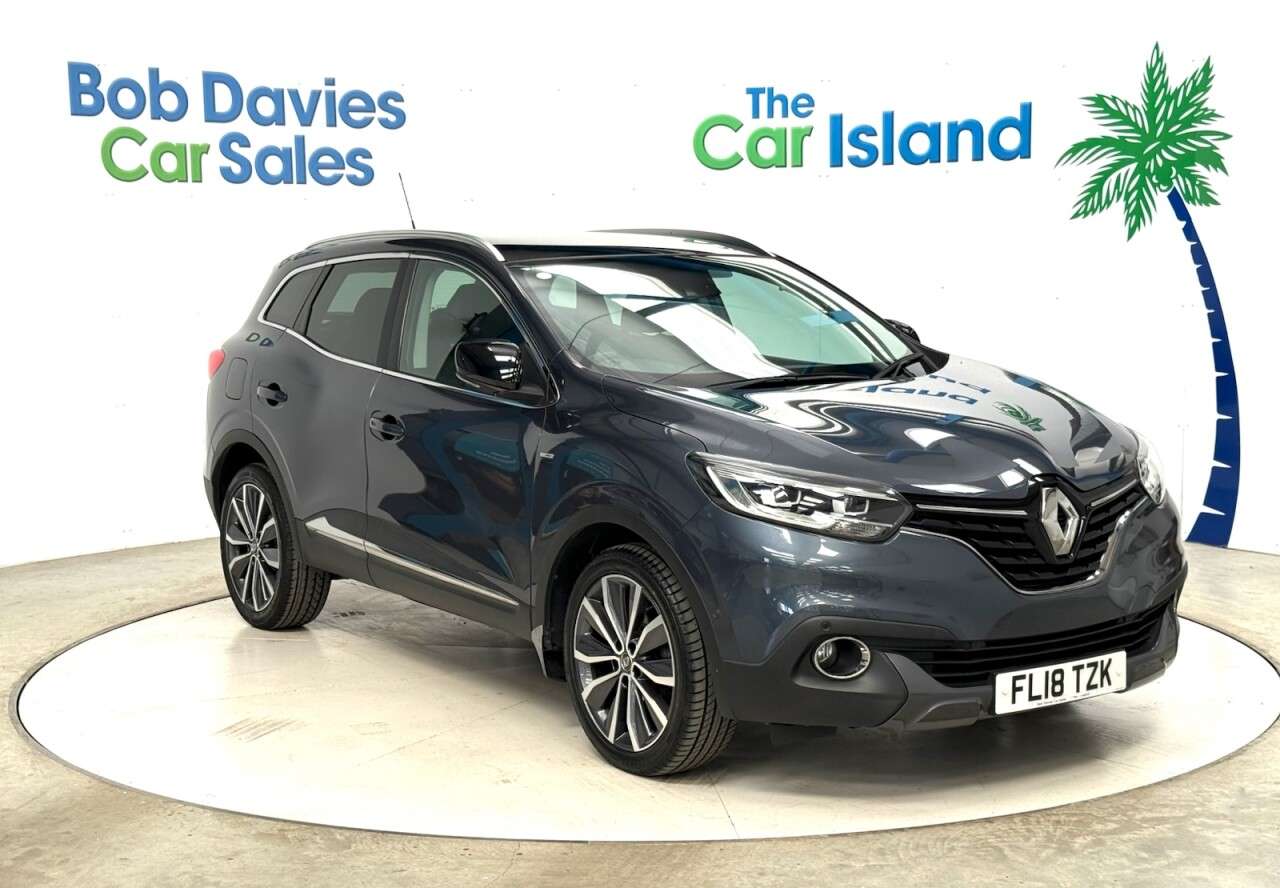 A 2018 RENAULT KADJAR 1.2 TCe Signature S Nav SUV 5dr Petrol Manual Euro 6 (s/s) (130 ps) Heated A 2018 RENAULT KADJAR 1.2 TCe Signature S Nav SUV 5dr Petrol Manual Euro 6 (s/s) (130 ps) Heated