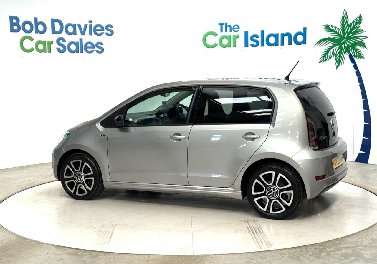 2022 VOLKSWAGEN UP! 2022 VOLKSWAGEN UP!
