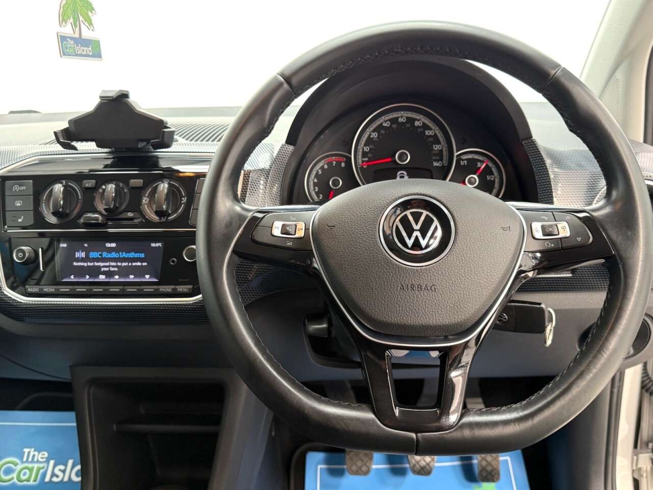 2022 VOLKSWAGEN UP! 2022 VOLKSWAGEN UP!
