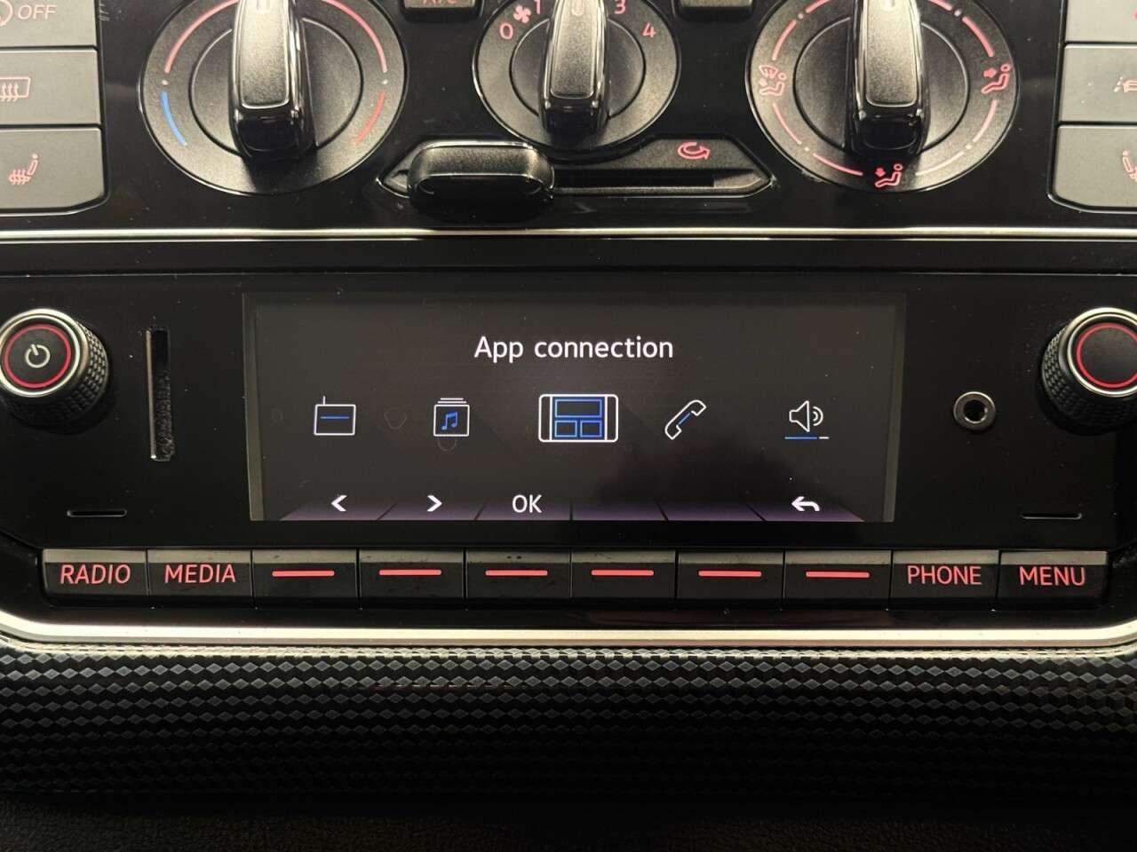 2022 VOLKSWAGEN UP! 2022 VOLKSWAGEN UP!