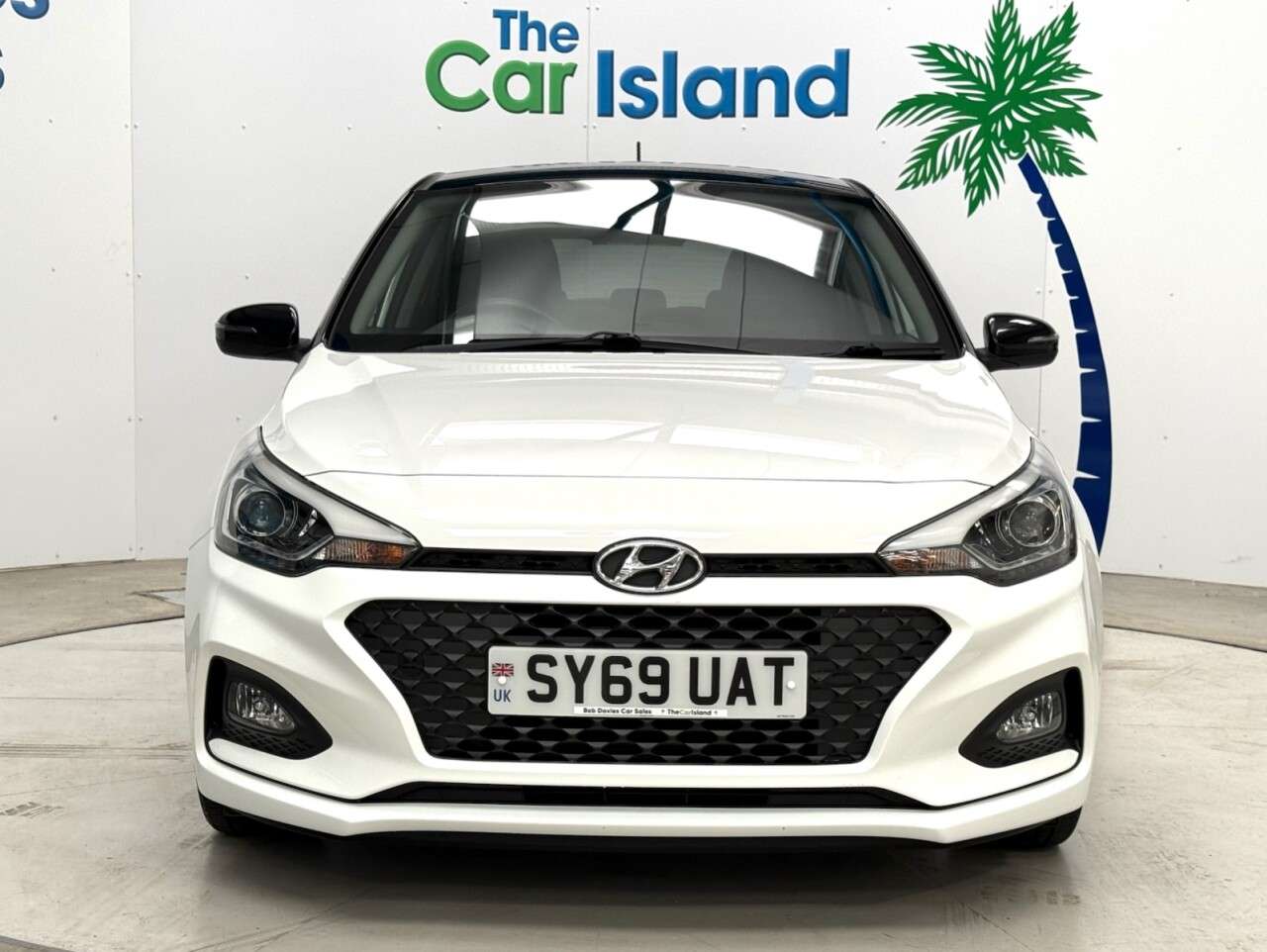 A 2019 HYUNDAI I20 1.2 Play Hatchback 5dr Petrol Manual Euro 6 (s/s) (84 ps) CARPLAY, Cruise C A 2019 HYUNDAI I20 1.2 Play Hatchback 5dr Petrol Manual Euro 6 (s/s) (84 ps) CARPLAY, Cruise C