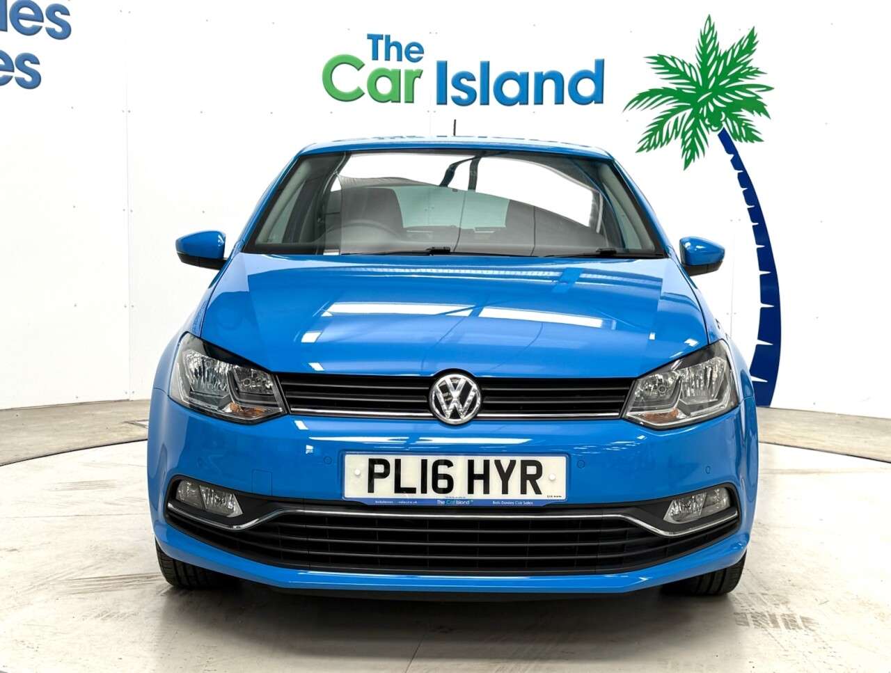 A 2016 VOLKSWAGEN POLO 1.0 BlueMotion Tech Match Hatchback 3dr Petrol Manual Euro 6 (s/s) (75 ps) A 2016 VOLKSWAGEN POLO 1.0 BlueMotion Tech Match Hatchback 3dr Petrol Manual Euro 6 (s/s) (75 ps)