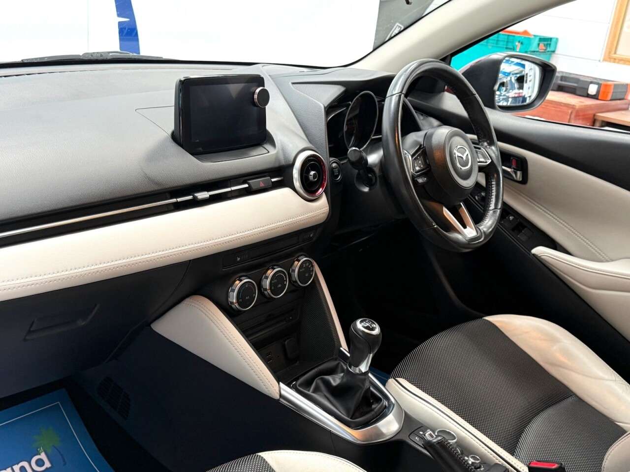2018 MAZDA MAZDA2 2018 MAZDA MAZDA2