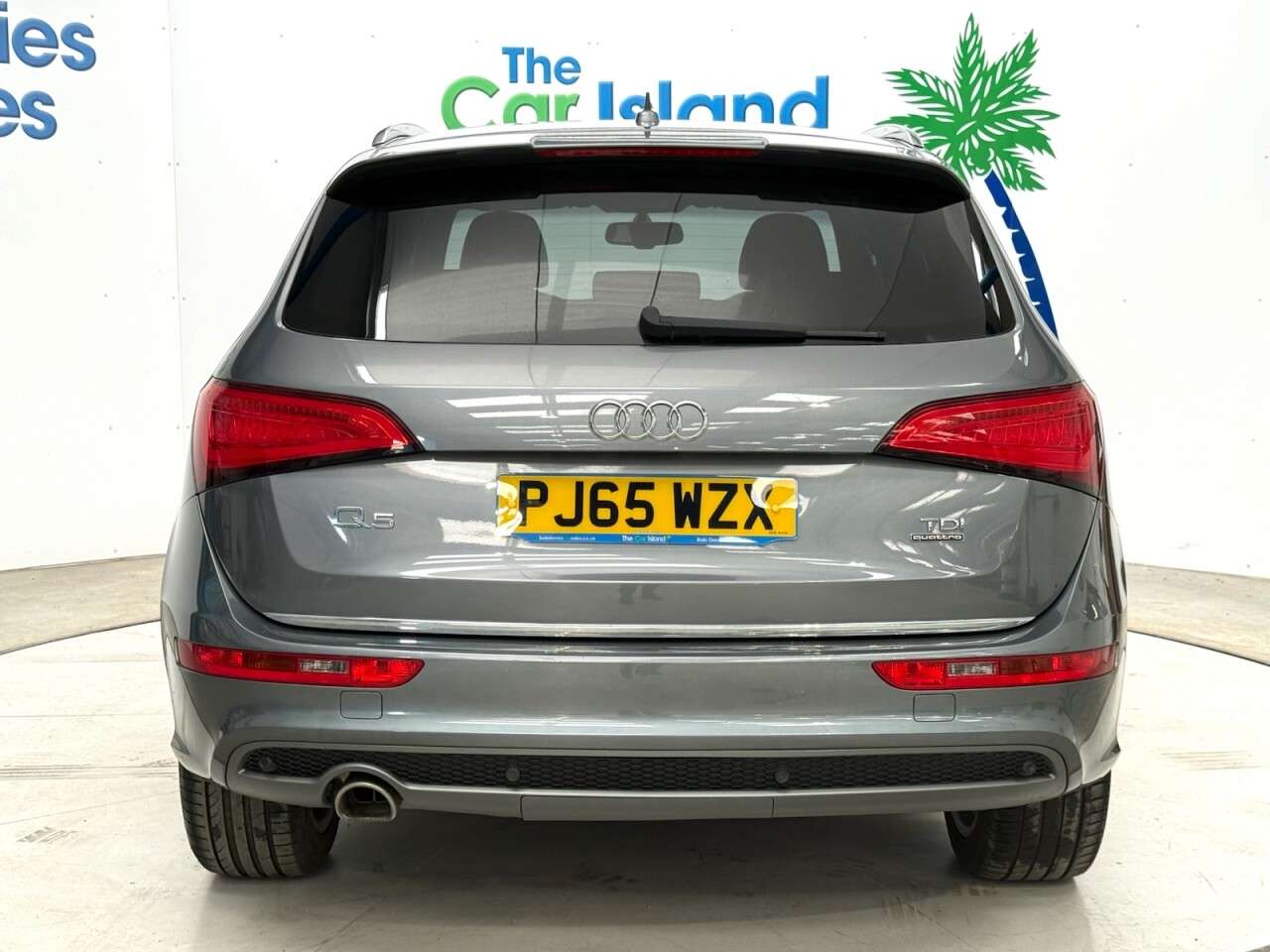 2015 AUDI Q5 2015 AUDI Q5