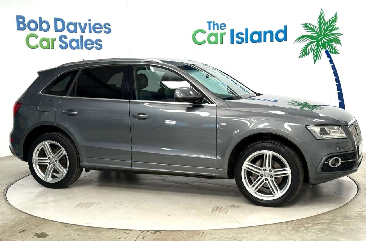 2015 AUDI Q5 2015 AUDI Q5