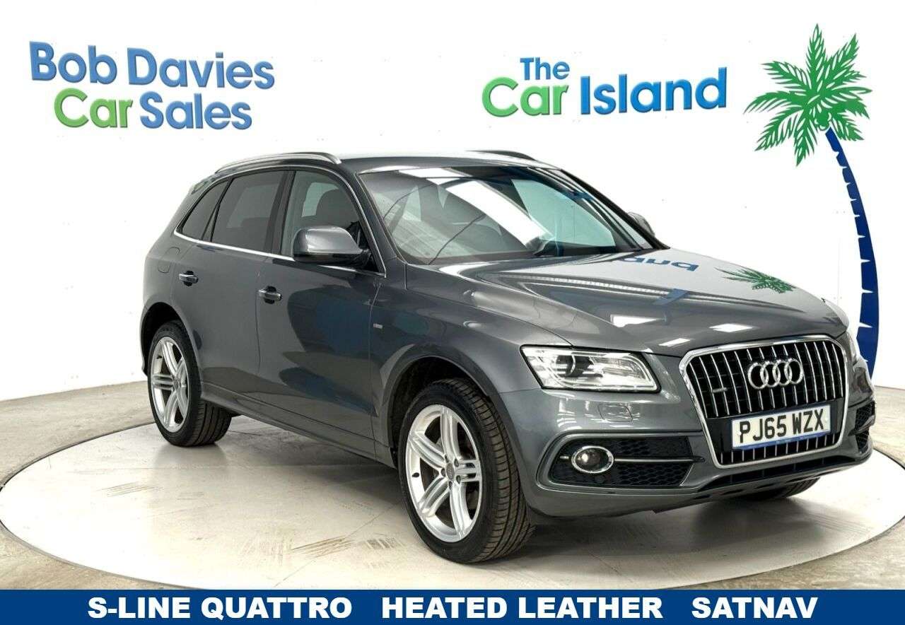 A 2015 AUDI Q5 2.0 TDI S line Plus SUV 5dr Diesel Manual quattro Euro 6 (s/s) (150 ps) A 2015 AUDI Q5 2.0 TDI S line Plus SUV 5dr Diesel Manual quattro Euro 6 (s/s) (150 ps)