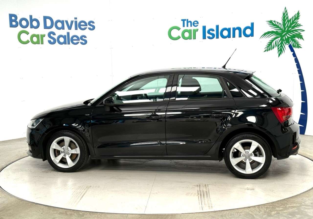 2017 AUDI A1 2017 AUDI A1