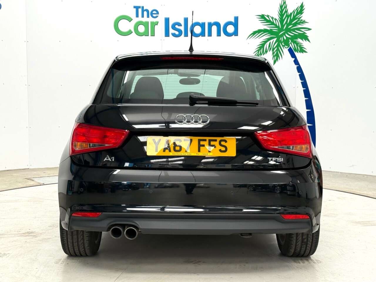 2017 AUDI A1 2017 AUDI A1
