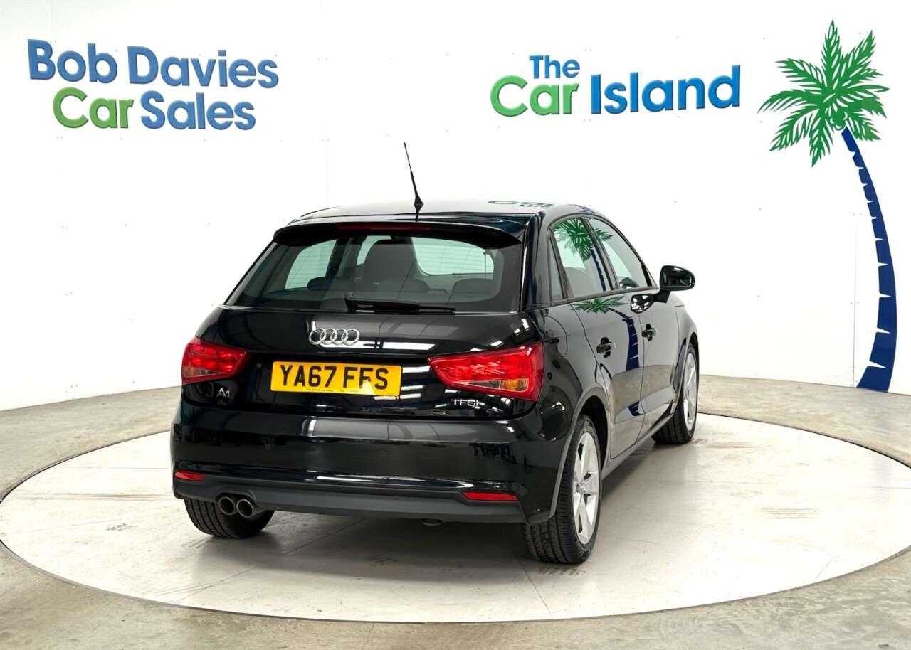 2017 AUDI A1 2017 AUDI A1