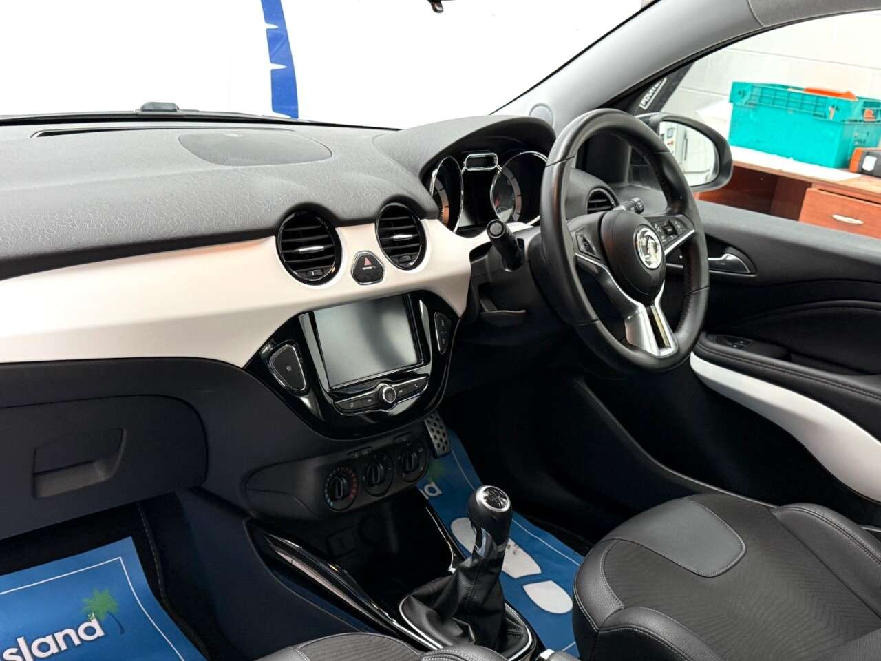 A 2016 VAUXHALL ADAM ENERGISED A 2016 VAUXHALL ADAM ENERGISED